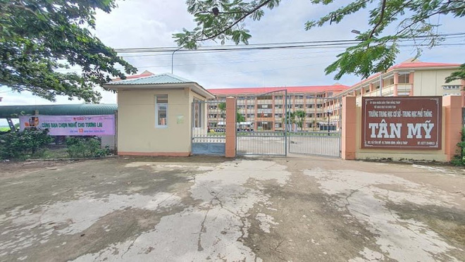 Vụ nhiều học sinh lớp 6 không đọc được chữ: Có phụ huynh từng xin cho con ở lại lớp nhưng không được-1
