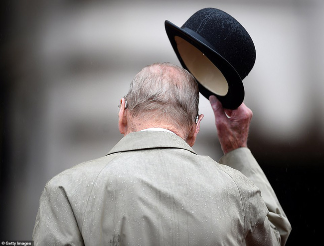 Tuổi thơ cơ cực của Hoàng tế Philip: Mẹ nằm viện tâm thần, chị gái bị tai nạn máy bay tử vong, từ hoàng tử lưu vong trở thành phu quân Nữ hoàng Anh-10