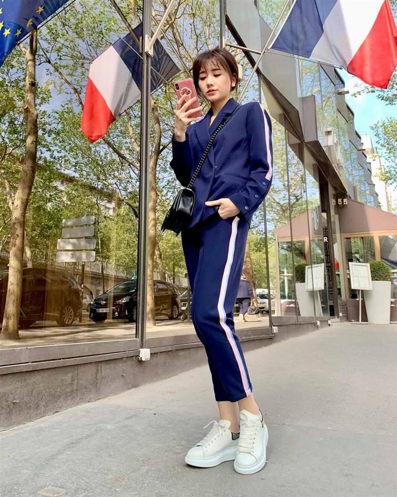 Blazer dễ diện là vậy nhưng Hari Won thỉnh thoảng cũng có những pha mặc lỗi-6