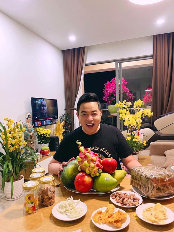 Sự thật về độ giàu có của Quang Lê và cuộc sống lẻ bóng tuổi U50-4