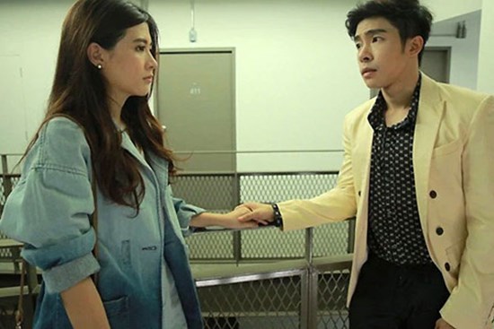 Ly thân vì chồng 