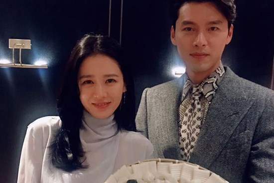 Lộ bằng chứng Son Ye Jin đưa Hyun Bin ra mắt hội chị em thân, còn gọi bạn trai cực đáng yêu