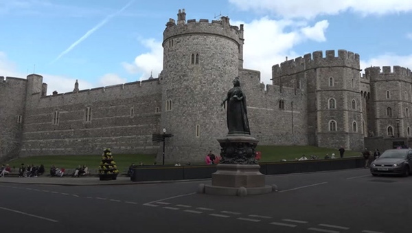 Tiết lộ nơi cất giữ thi hài Hoàng tế Philip cho tới khi Nữ hoàng qua đời, nguyên nhân sâu xa khiến công chúng tuôn trào nước mắt-2