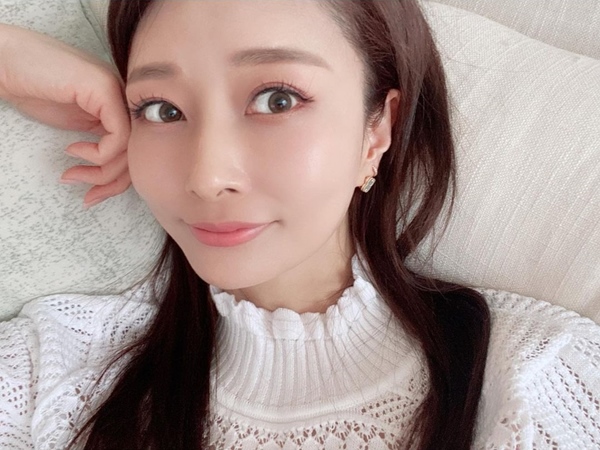 Quý cô người Nhật 44 tuổi da vẫn đẹp như gái 20 hé lộ lịch trình chăm da một ngày, hóa ra lại đơn giản vô cùng-8