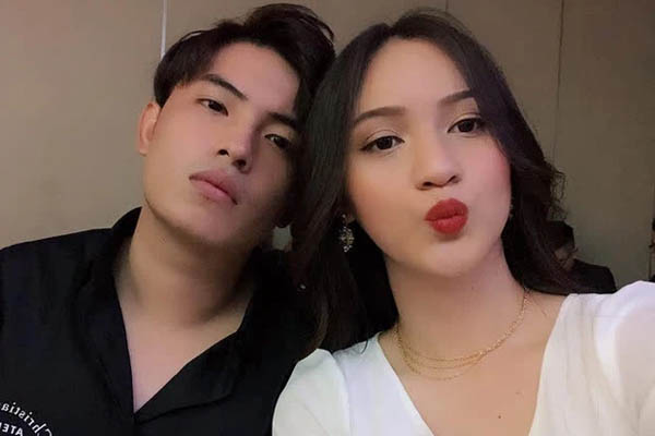 Thiếu gia Sài Gòn được mẹ dắt đi sắm sanh, hàng hiệu mà mua cả lố như mình săn đồ si-9