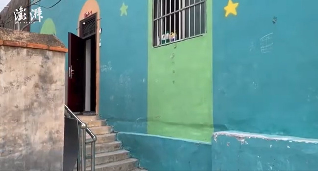 Bé trai 3 tuổi mất tích ngay trong trường mẫu giáo mà không ai hay, bố khóc ngất khi tìm thấy con trong hoàn cảnh khủng khiếp-2