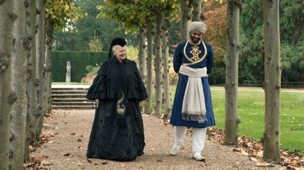 Nữ hoàng Anh và mối tình kỳ lạ với nam sủng kém 44 tuổi bị coi là bê bối bậc nhất lịch sử Hoàng gia-7