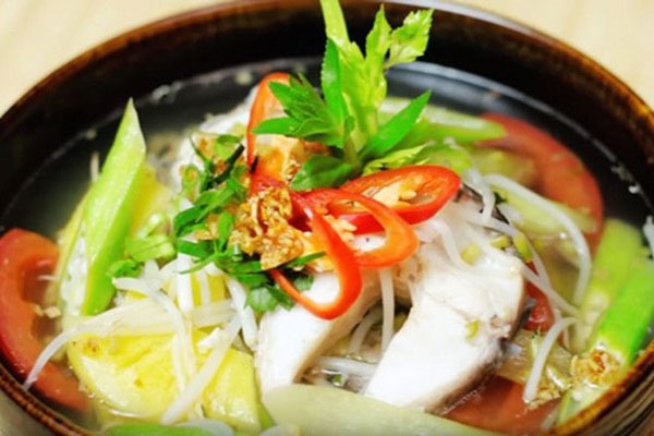 Canh cá trắm dọc mùng cho bữa cơm gia đình thêm vị-1