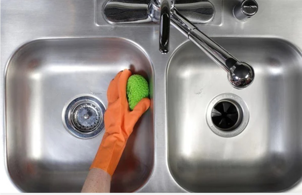 Đổ lon bia vào bồn rửa bát, bạn sẽ phát hiện ra điều thú vị-2