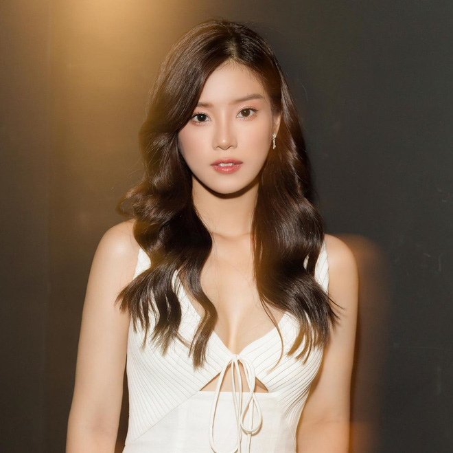 Hoàng Yến Chibi khi không còn... chibi nữa: Đánh mắt đậm 1 tí thôi mà đã nhận cái kết đắng rồi!-2