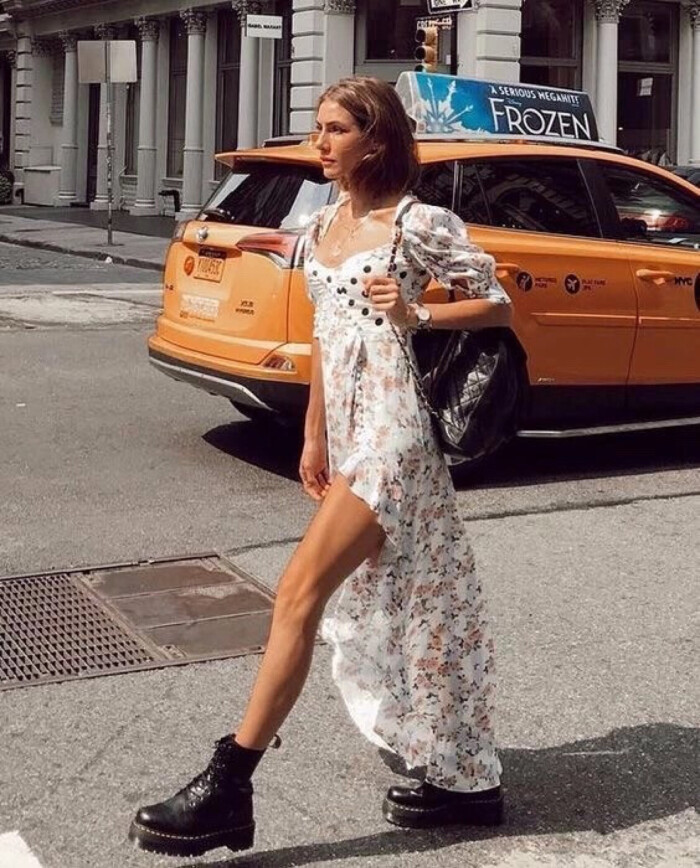 Hè đến chăm diện váy vóc nhưng lười đi giày cao gót thì bạn cứ mix cùng 4 kiểu giày bệt này là chuẩn đẹp-10