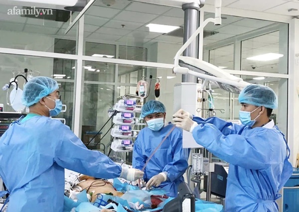 Sau cơn ói và sốt nhẹ, bé gái 9 tuổi ở Tiền Giang nguy kịch vì viêm cơ tim-2