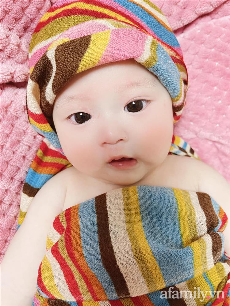 Tiết lộ danh tính bé gái Việt xuất hiện trong bộ phim đình đám Hàn Quốc - Penthouse, ngoài đời gây sốt vì gương mặt xinh như búp bê-5