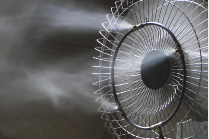 Mùa hè nên chọn mua quạt phun sương, quạt điều hòa hay điều hòa&nbsp;di động? Nếu không biết những điều&nbsp;này bạn dễ chọn nhầm món cho gia đình-1