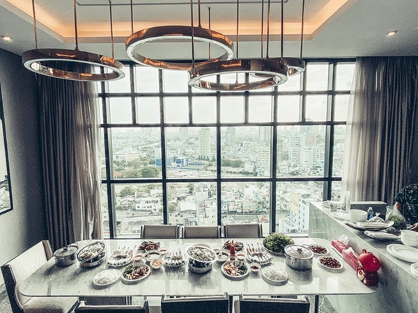 Thanh Thảo mừng tân gia nhà mới, hé lộ không gian giàu có của căn hộ view triệu đô-1