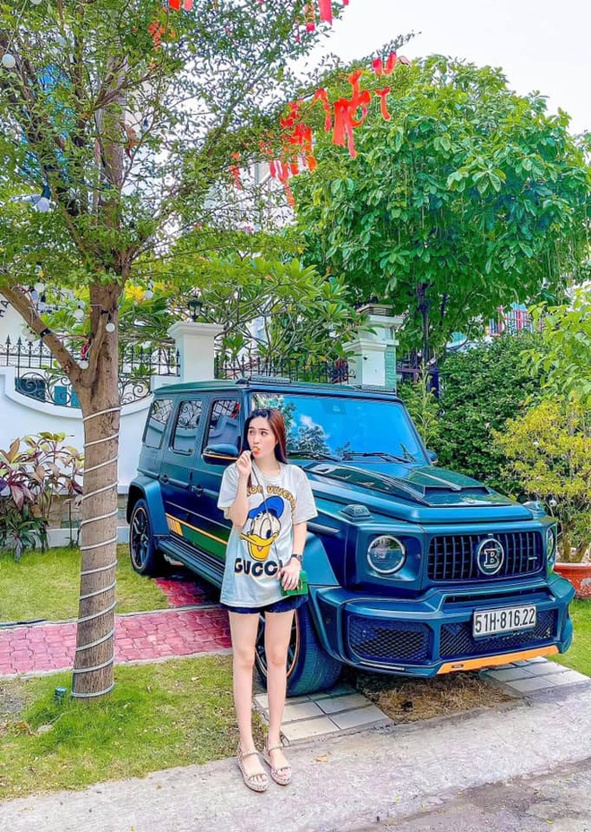 Nhan sắc gợi cảm, cuộc sống siêu giàu của ca sĩ chi 7,5 tỷ mời Quách Thái Công thiết kế nhà-10