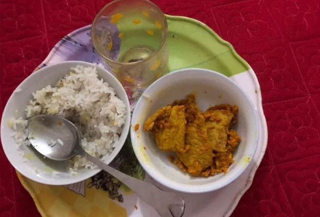 Sinh con được 10 ngày, nàng dâu khóc nghẹn khi nhìn cơm cữ thịt kho nghệ mẹ chồng làm, chị em nghe xong khuyên khăn gói về nhà ngoại thôi-1