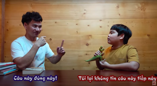 Đóng giả phóng viên VTV, Bi Béo nhà Xuân Bắc khiến bố đứng hình trước loạt câu hỏi khó nhằn-5