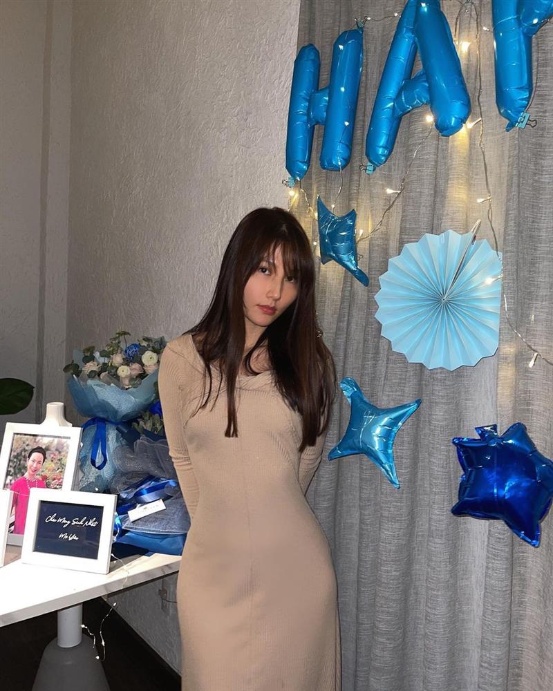 Hà Tăng lần đầu tiên bị lép vế khi đụng hàng: Vóc dáng gầy gò kém sắc hơn hẳn so với Diễm My 9x-3