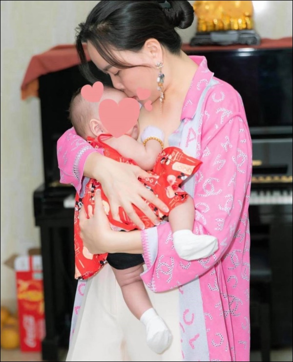 Quách Ngọc Ngoan tiết lộ sở thích chuẩn con nhà nòi cực đáng yêu của con gái&nbsp;chung với Phượng Chanel-2