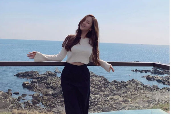 5 kiểu váy liền Park Min Young mê nhất: Nàng 30+ có ngay loạt gợi ý vừa hack dáng vừa trẻ xinh ra mấy tuổi-13