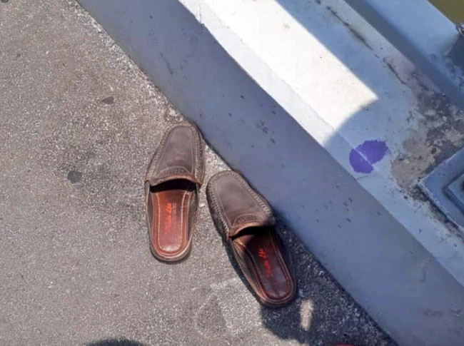 Buồn con cái không nuôi mình, cụ ông leo lên cầu Sài Gòn nhảy xuống sông tự tử giữa trưa nắng-1