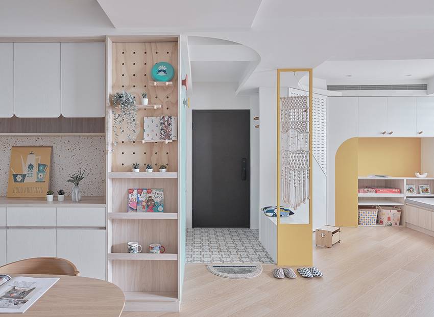 Ngôi nhà 35m2 có trần nhà hình vòng cung, thiết kế độc đáo khiến ai cũng phải trầm trồ-3