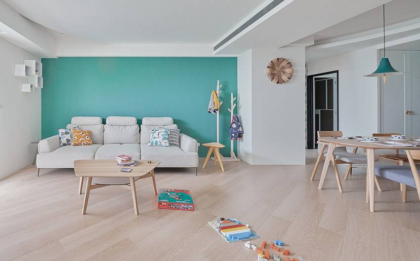 Ngôi nhà 35m2 có trần nhà hình vòng cung, thiết kế độc đáo khiến ai cũng phải trầm trồ-7