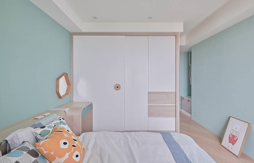 Ngôi nhà 35m2 có trần nhà hình vòng cung, thiết kế độc đáo khiến ai cũng phải trầm trồ-11