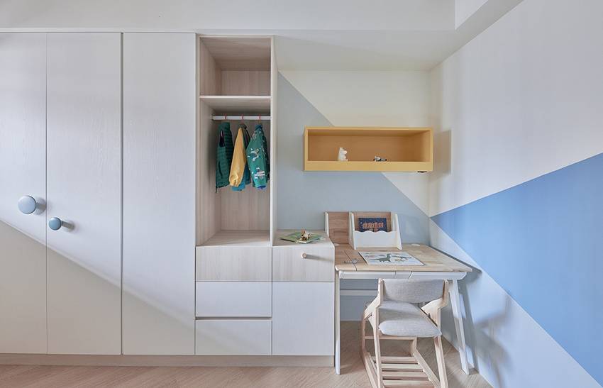 Ngôi nhà 35m2 có trần nhà hình vòng cung, thiết kế độc đáo khiến ai cũng phải trầm trồ-16