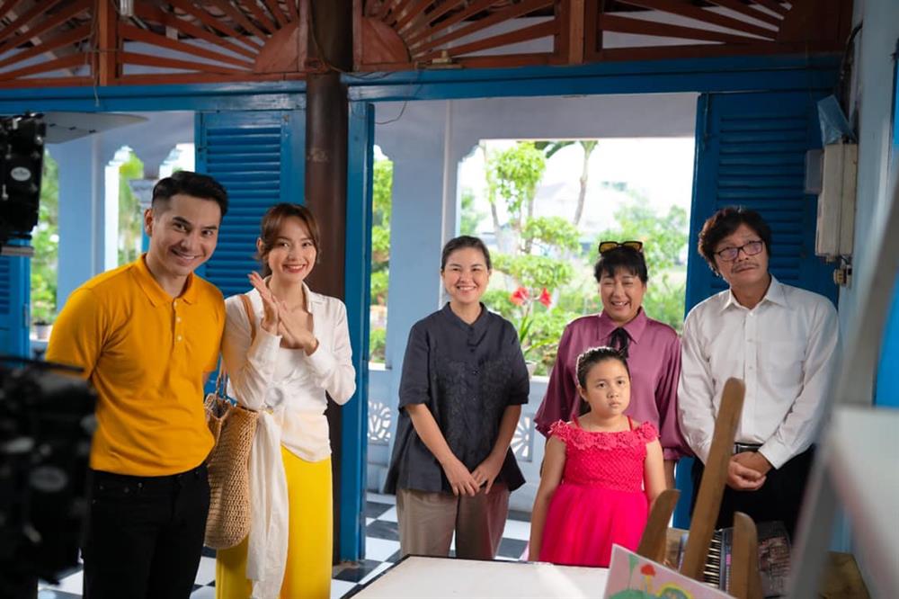 Xem Minh Hằng nhá hàng tạo hình trong phim mới mà phải công nhận: Đây chính là nàng công sở mặc đẹp top đầu màn ảnh Việt-8