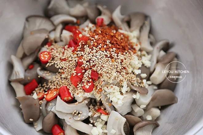 Nấm trộn mới là món ăn siêu gây nghiện, ngon không thua kém gì thịt lại không sợ tăng cân-4