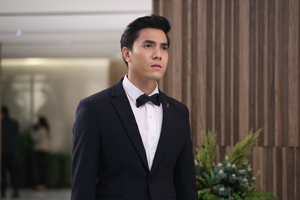 Mẹ lên thành phố khám bệnh đúng lúc tôi đi công tác, trở về sớm hai ngày, vừa mở cửa ra lòng tôi quặn thắt vì hành động của vợ và mẹ vợ-1