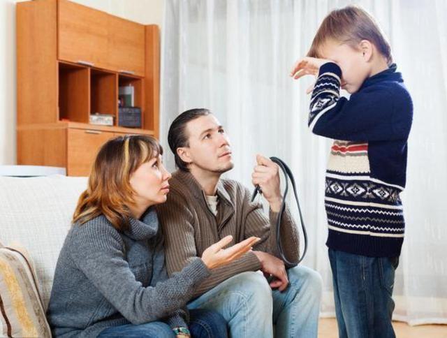 Cha mẹ bất lực vì thói quen lười biếng và trì hoãn kinh điển&nbsp;của con cái mà không biết lỗi lớn từ chính bản thân mình-3