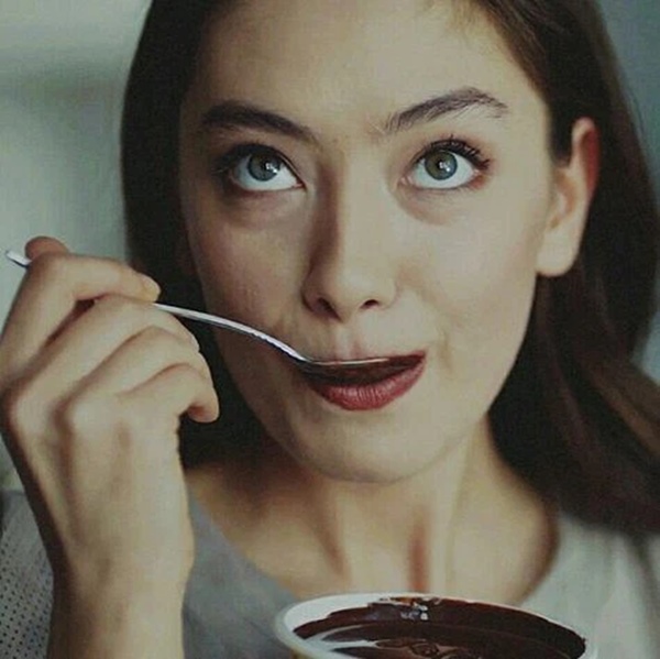 3 thói quen tàn phá collagen, khiến da nhăn nheo chảy xệ bậc nhất, thức đêm chỉ xếp cuối cùng, việc đầu tiên sẽ gây bất ngờ-3