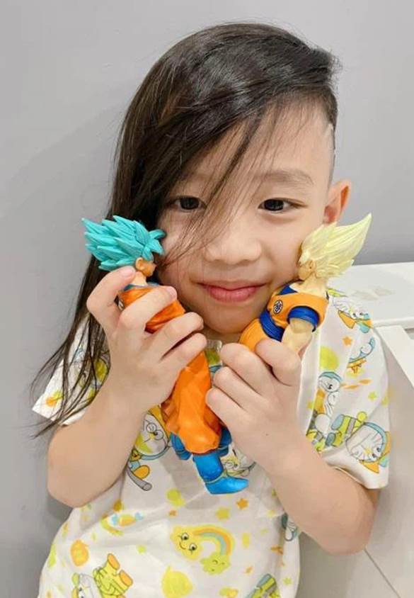 Điểm danh 5 Alpha kid chuẩn bị vào lớp 1 năm nay: Con Tăng Thanh Hà ngày nào còn lẫm chẫm, giờ đã sắp sửa cắp sách đến trường-3