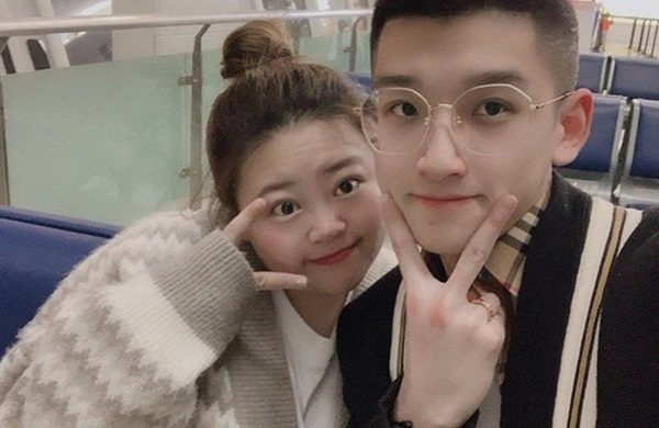 Cặp đôi đũa lệch nổi tiếng nhất Trung Quốc gây bão khắp nơi 2 năm trước giờ ra sao? Ngoại hình hiện tại của người vợ gây chú ý-1