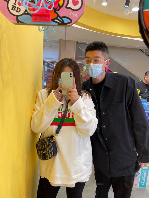 Cặp đôi đũa lệch nổi tiếng nhất Trung Quốc gây bão khắp nơi 2 năm trước giờ ra sao? Ngoại hình hiện tại của người vợ gây chú ý-9