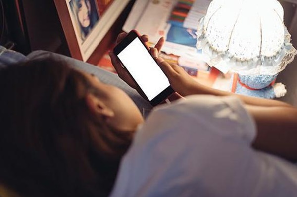 Bé 14 tuổi bị teo não do sự chiều chuộng, dung túng của bố mẹ-2