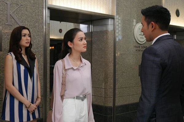 Muốn thế chỗ của tôi, bạn thân liền giở trò, biến tôi thành người phụ nữ trắc nết-1