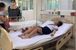 Hàng chục học sinh ở Quảng Ninh bất ngờ có biểu hiện ngộ độc, xét nghiệm dương tính với ma túy sau khi ăn cùng 1 loại kẹo-2