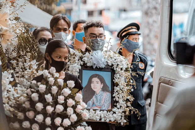 Khoảnh khắc rạng rỡ của cố NS Mai Phương được quản lý hé lộ vào ngày đặc biệt, nụ cười hạnh phúc nhìn mà xót xa-4