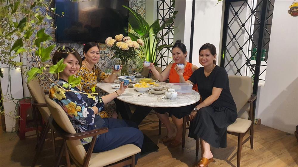 Bếp củi giữa lòng thủ đô của người phụ nữ Hà Nội khiến bao con tim bồi hồi, xao xuyến-8