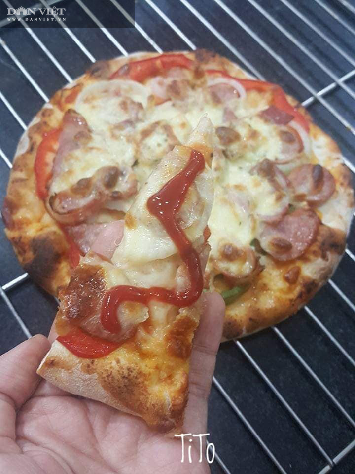 Cách làm bánh pizza cá hồi xúc xích thịt xông khói-14