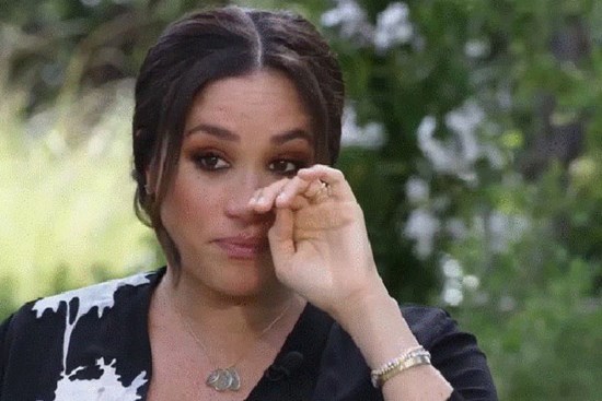Bị người thân của Nữ hoàng Anh công khai chỉ trích, Meghan Markle 
