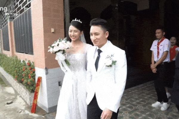 Hoa hậu Ngọc Hân, Phan Mạnh Quỳnh và loạt sao Việt hoãn cưới vì COVID-19