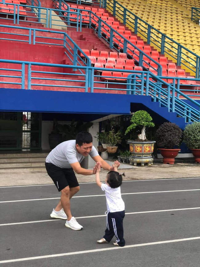 Nhìn hình ảnh của cha con Trường Giang dịp cuối tuần, công chúng mới hiểu sao Nhã Phương cứ than bị ra rìa-2