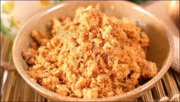 Lấy chồng đại gia, Đàm Thu Trang vẫn là bà mẹ đảm đang khi đích thân vào bếp làm ruốc cá hồi bổ dưỡng cho con gái-8