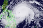 Siêu bão Surigae cấp 17 đang quần thảo trên biển Philippines thay đổi hướng đi, nguy cơ ảnh hưởng trực tiếp tới biển Đông-3
