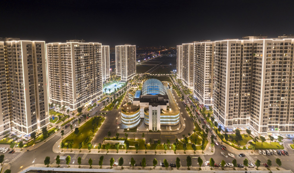 Hàng nghìn ứng viên tham dự đại hội tuyển dụng tư vấn bất động sản Vinhomes-7